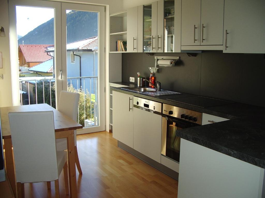 Haus Arosa Leilighet Pettneu am Arlberg Rom bilde
